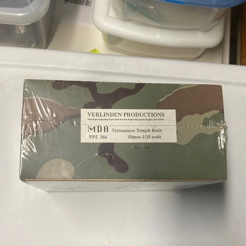 Verlinden Vietnamese Temple Ruin, 1/35 scale, new in sealed box, Vietnam War era
